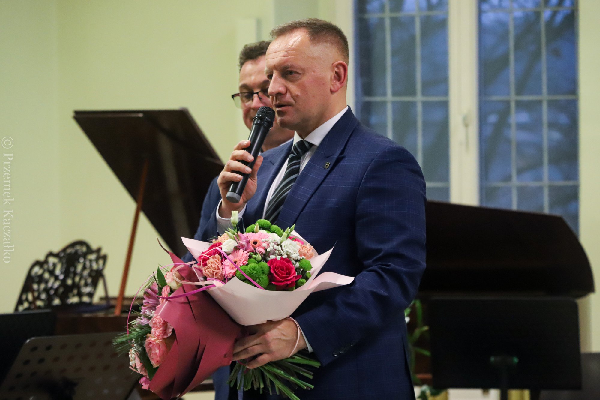 swiateczny-koncert-w-galerii-karkonoskiej-111679