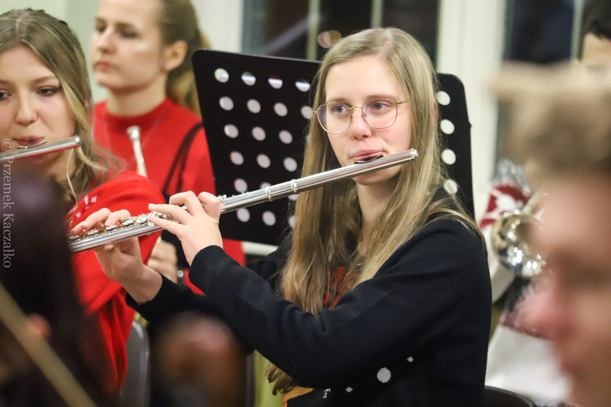 swiateczny-koncert-w-galerii-karkonoskiej-111679