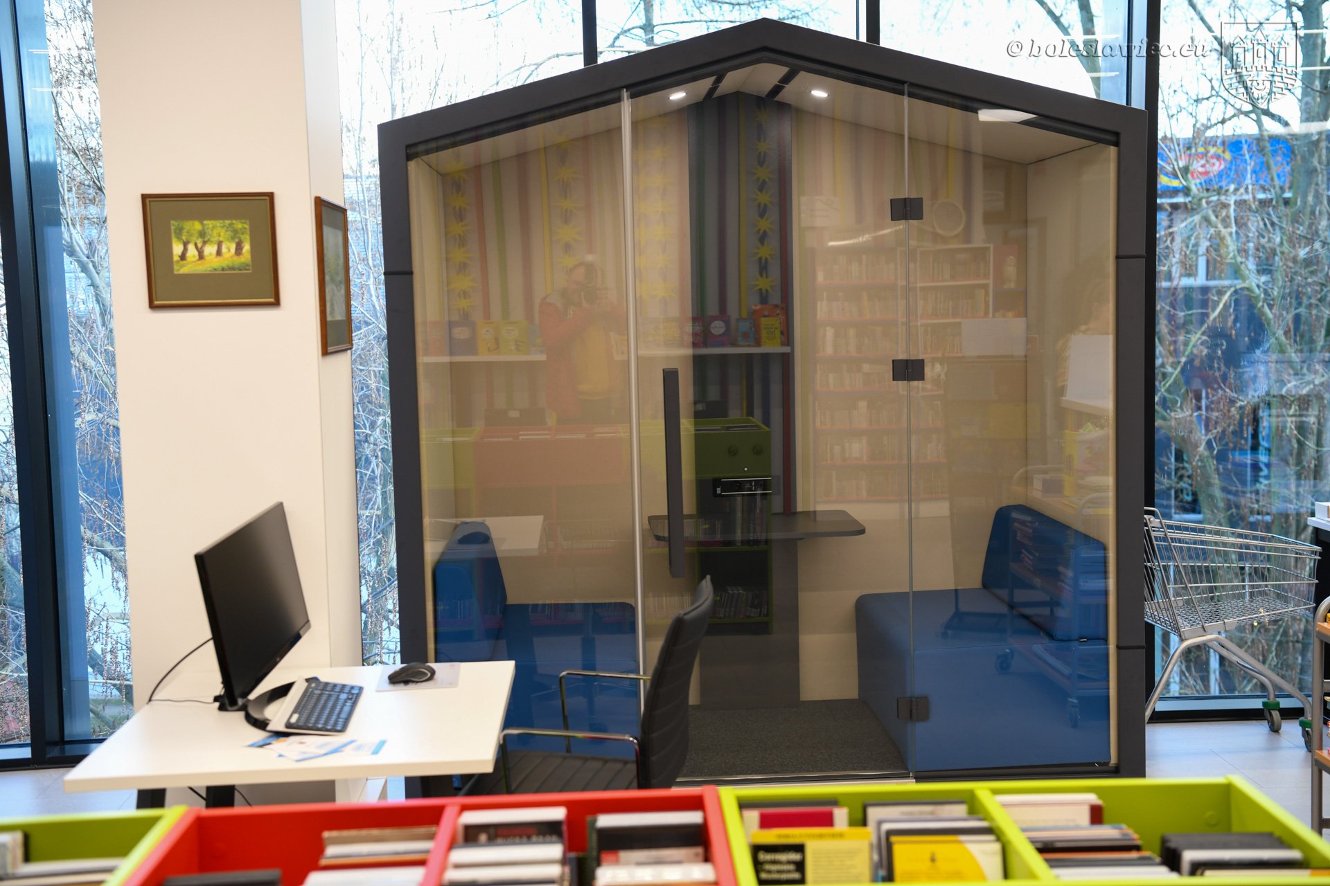budki-w-bibliotece-111910