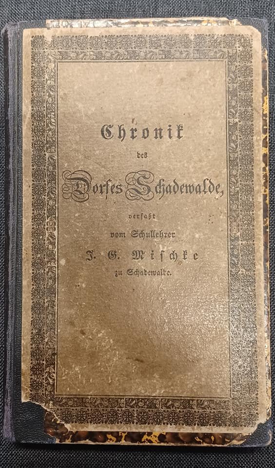 zabytkowa-kronika-111928