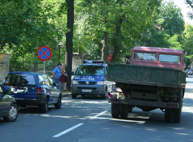 dziecko-pod-ciezarowka-11207