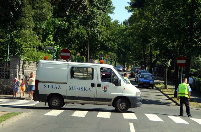 dziecko-pod-ciezarowka-11207