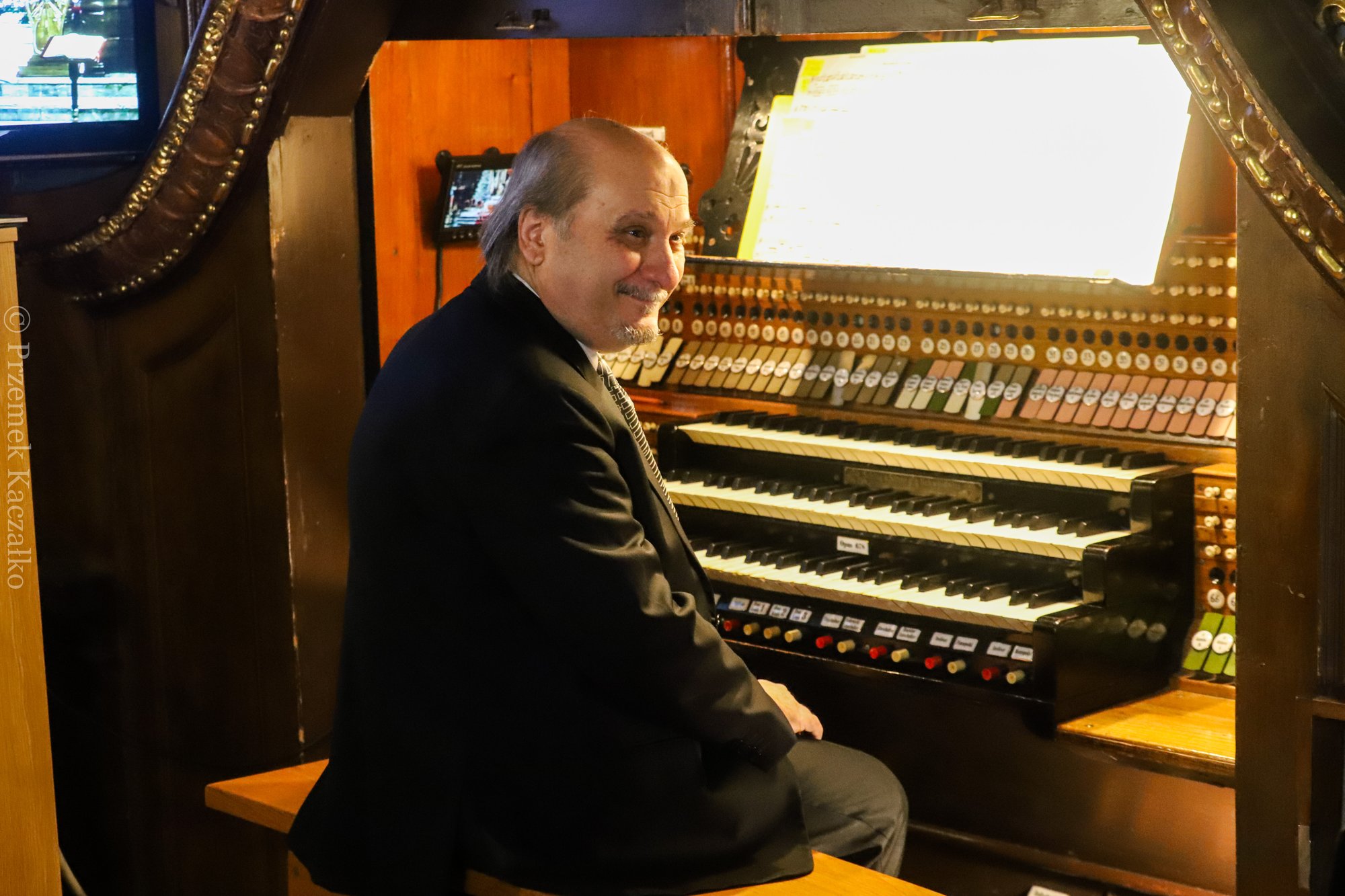 wspaniay-koncert-woskiego-organisty-112198