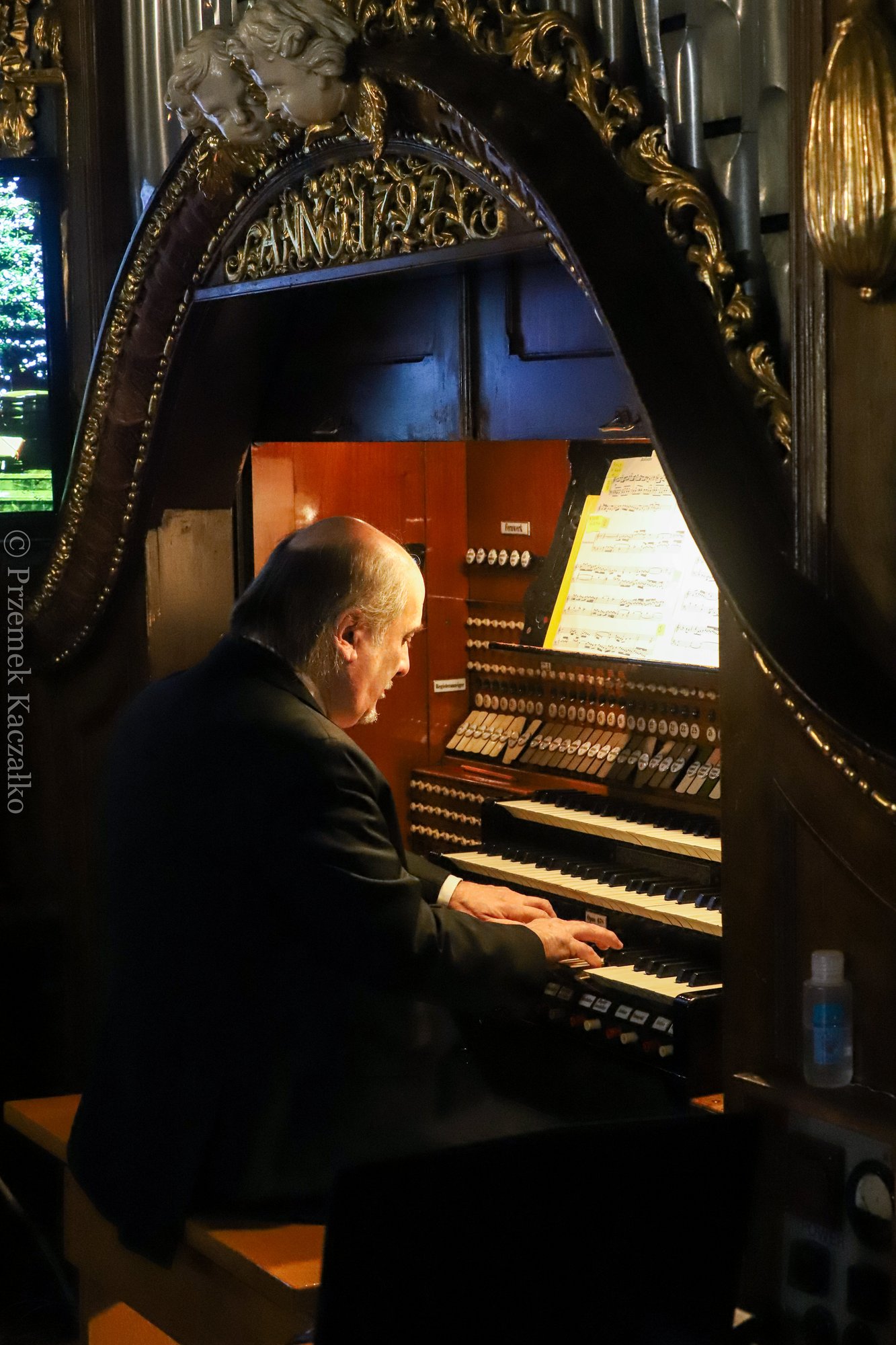 wspaniay-koncert-woskiego-organisty-112198