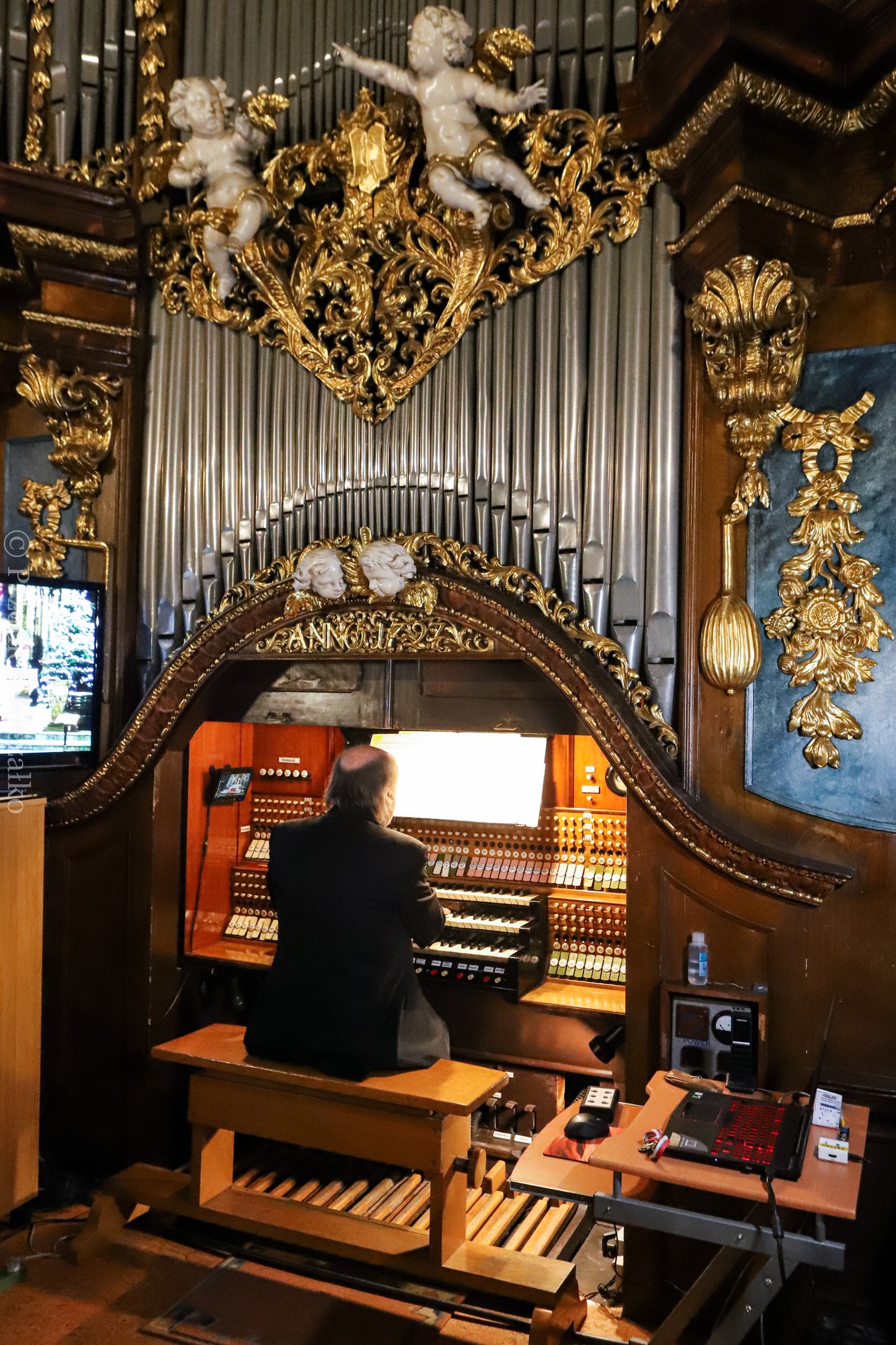 wspaniay-koncert-woskiego-organisty-112198