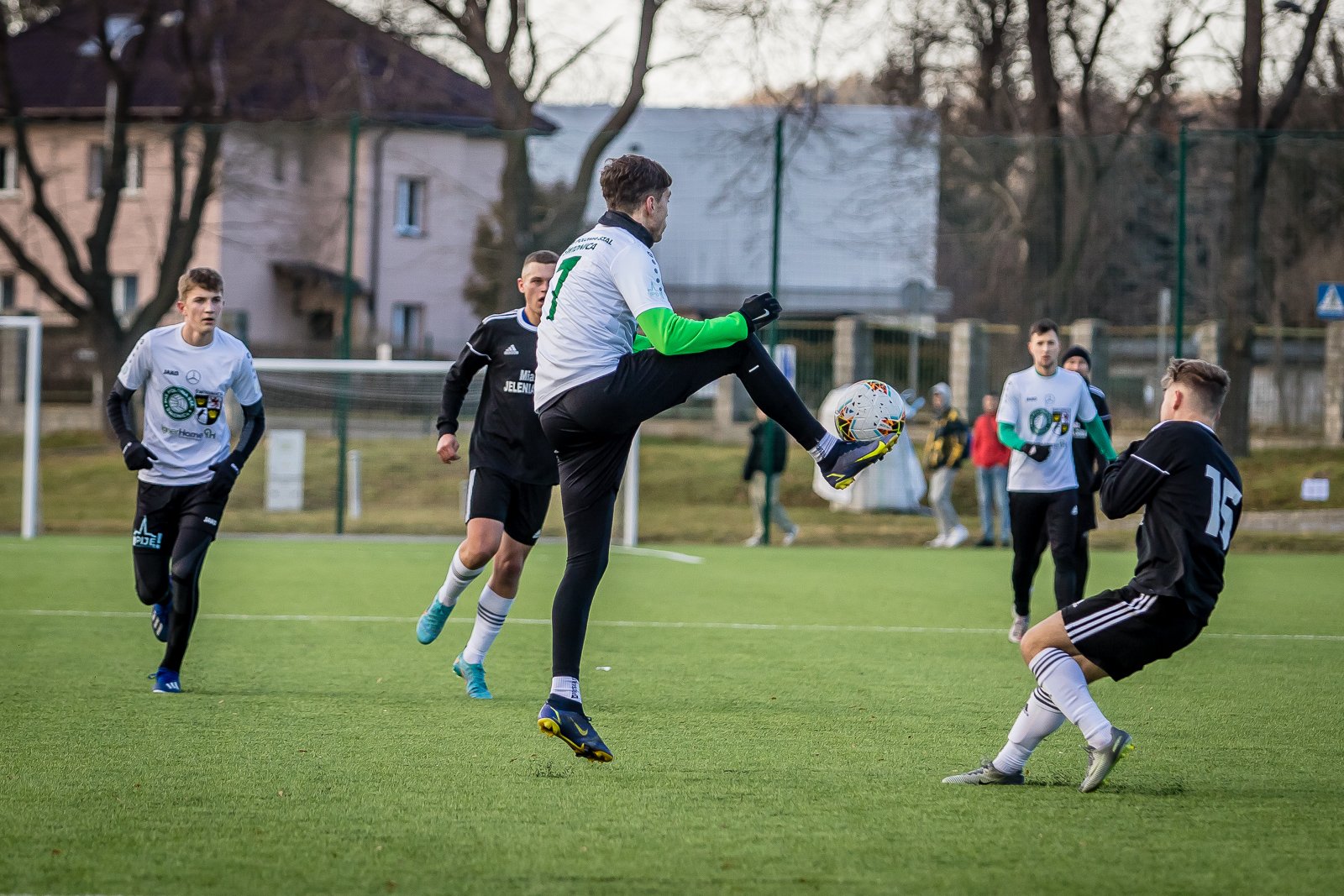 skromne-zwyciestwo-na-poczatek-112207