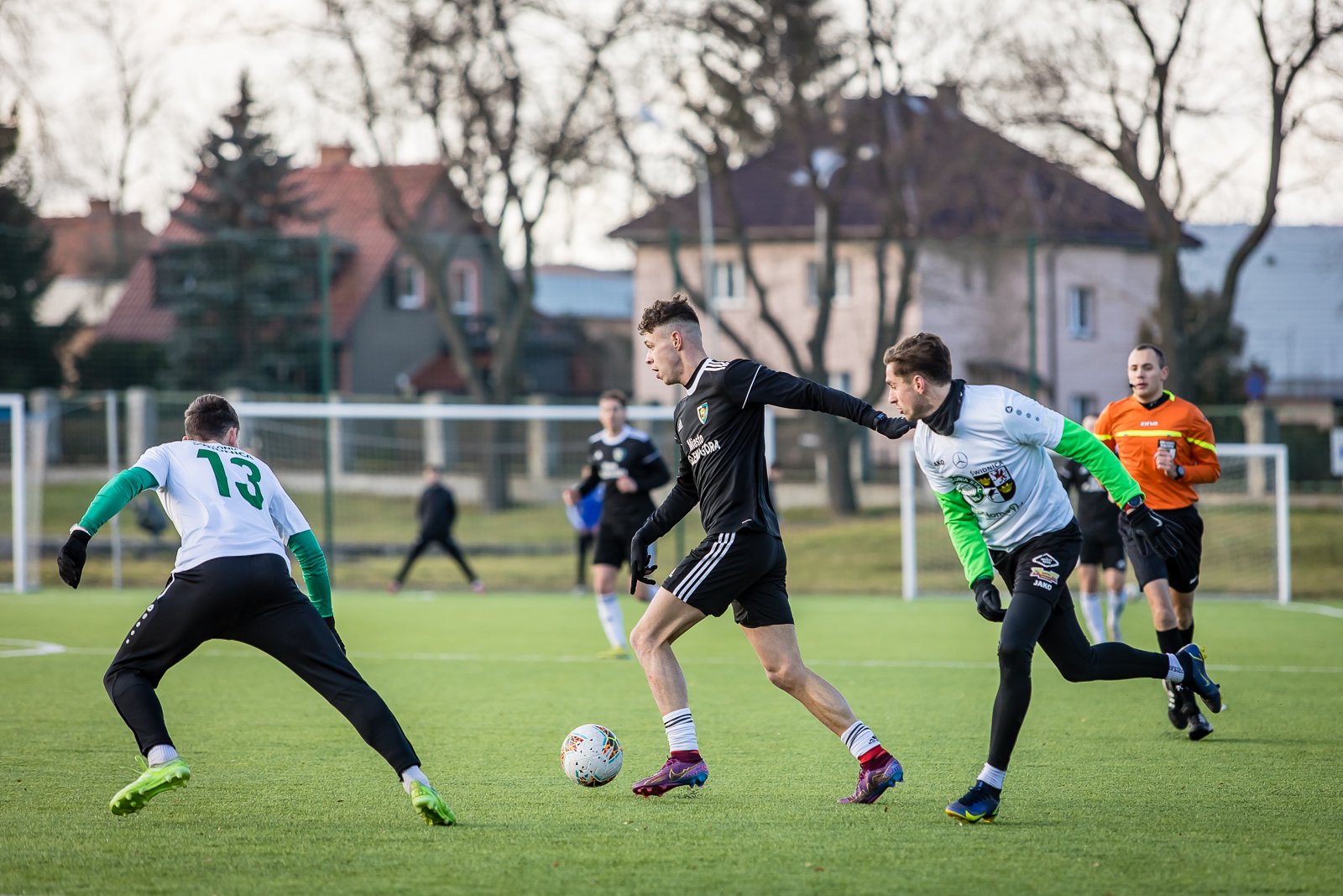 skromne-zwyciestwo-na-poczatek-112207