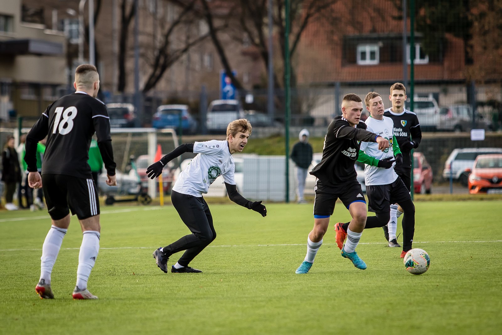 skromne-zwyciestwo-na-poczatek-112207