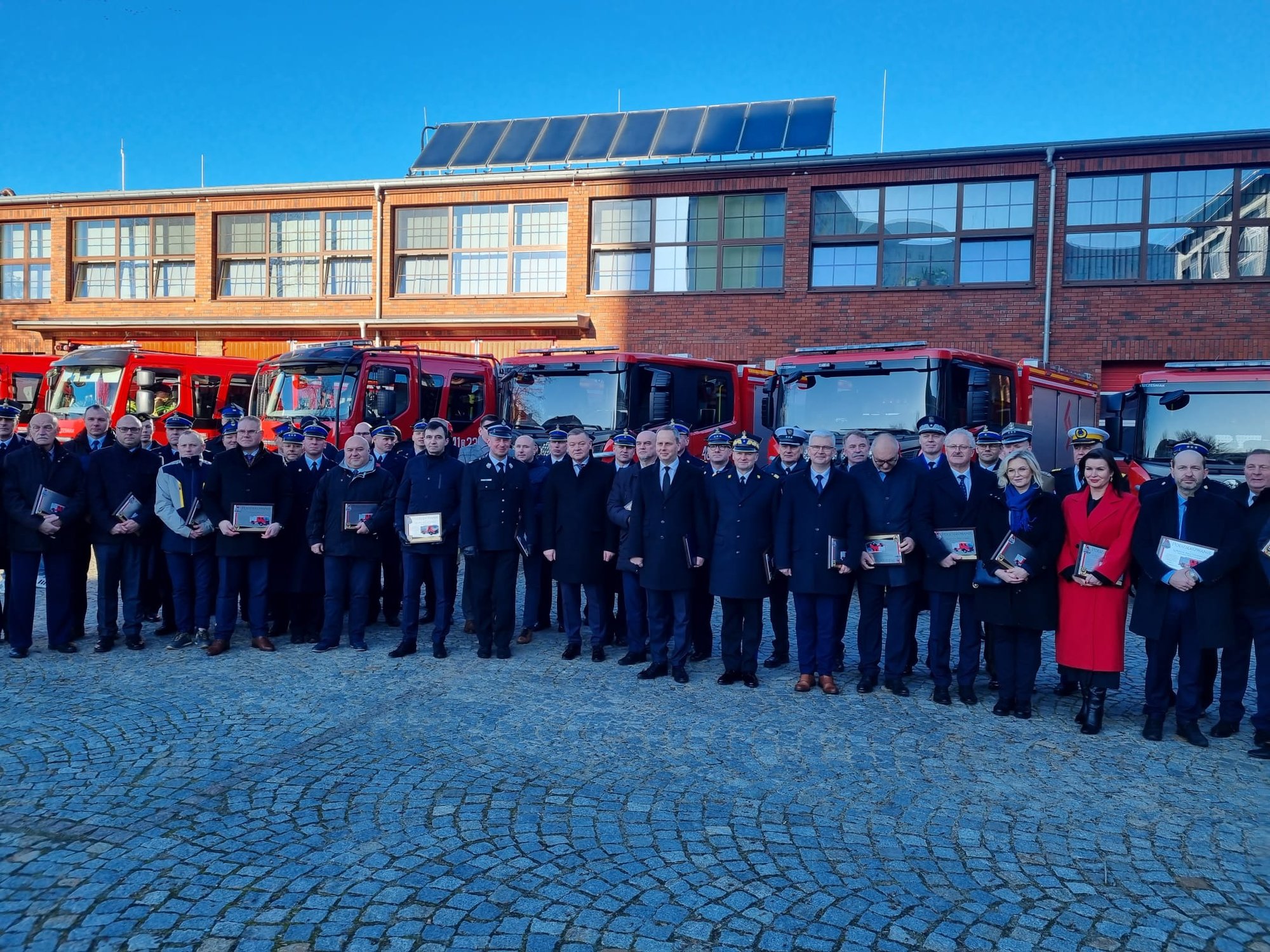 nowe-wozy-dla-strazakow-112255