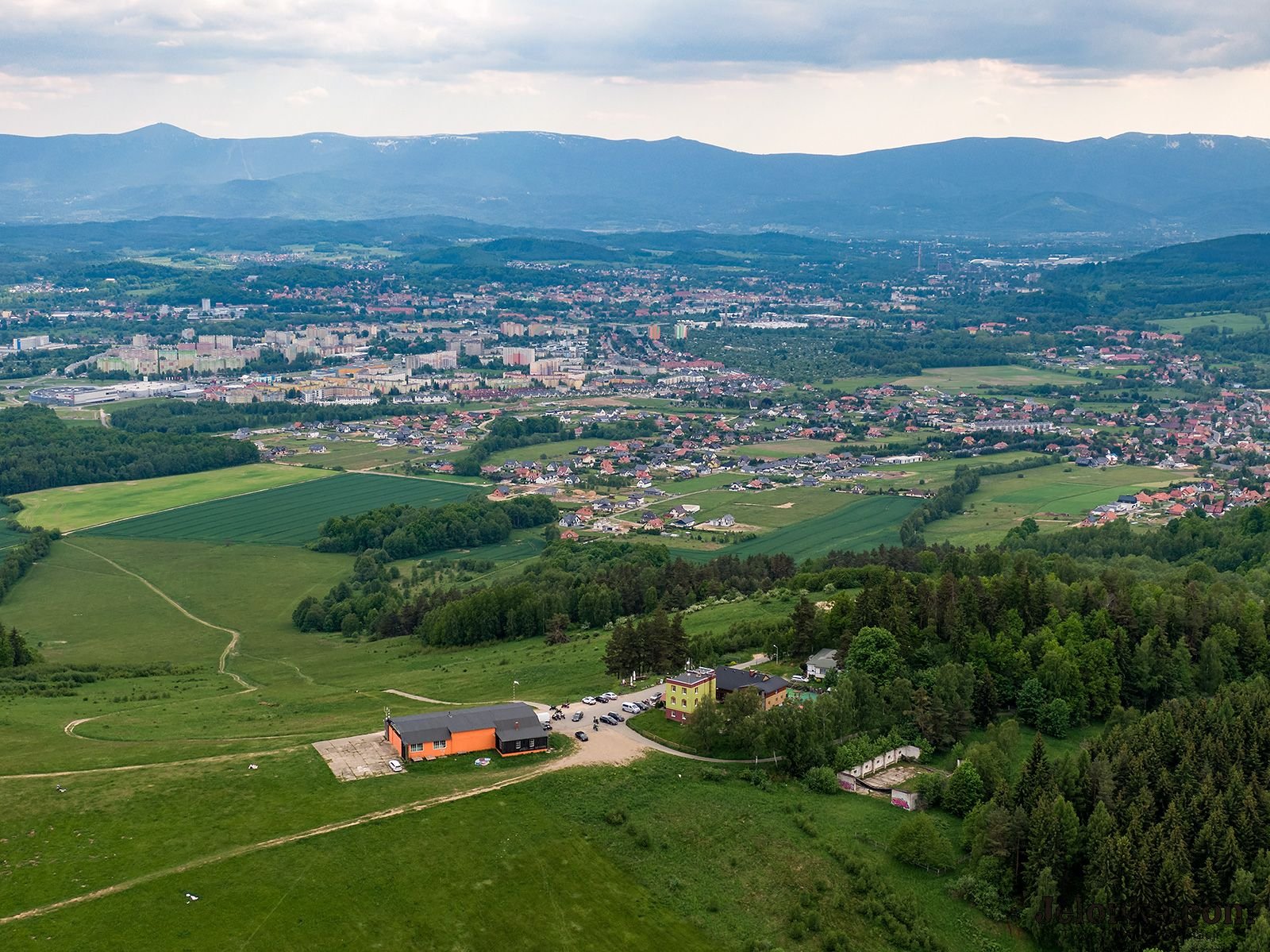 jelenia-gora-w-karkonoszach-pokazmy-to-112285
