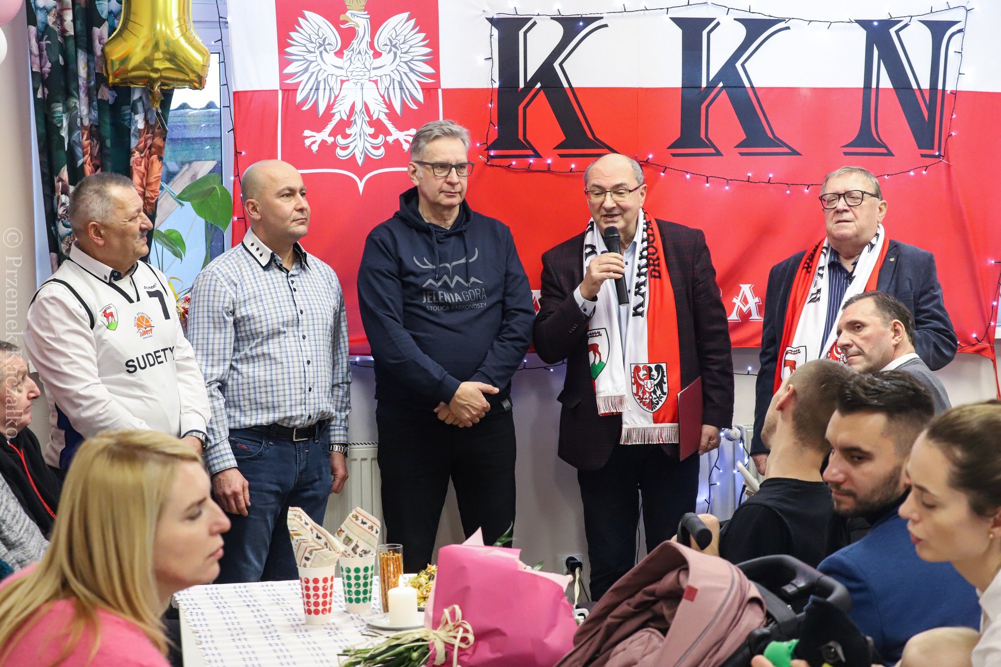 kkkn-swietowa-urodziny-112404
