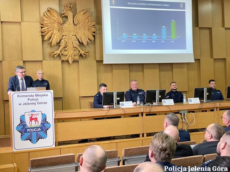 odprawa-roczna-policji-112491