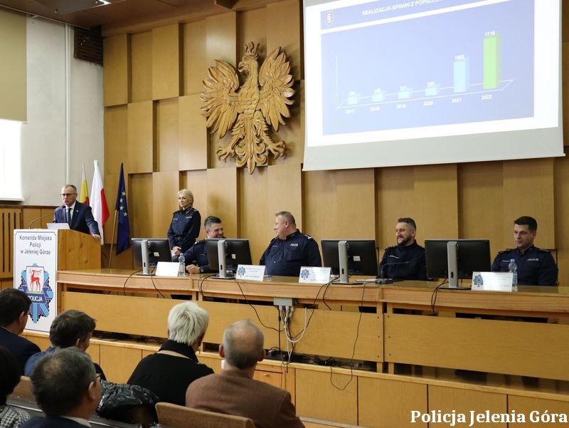 odprawa-roczna-policji-112491