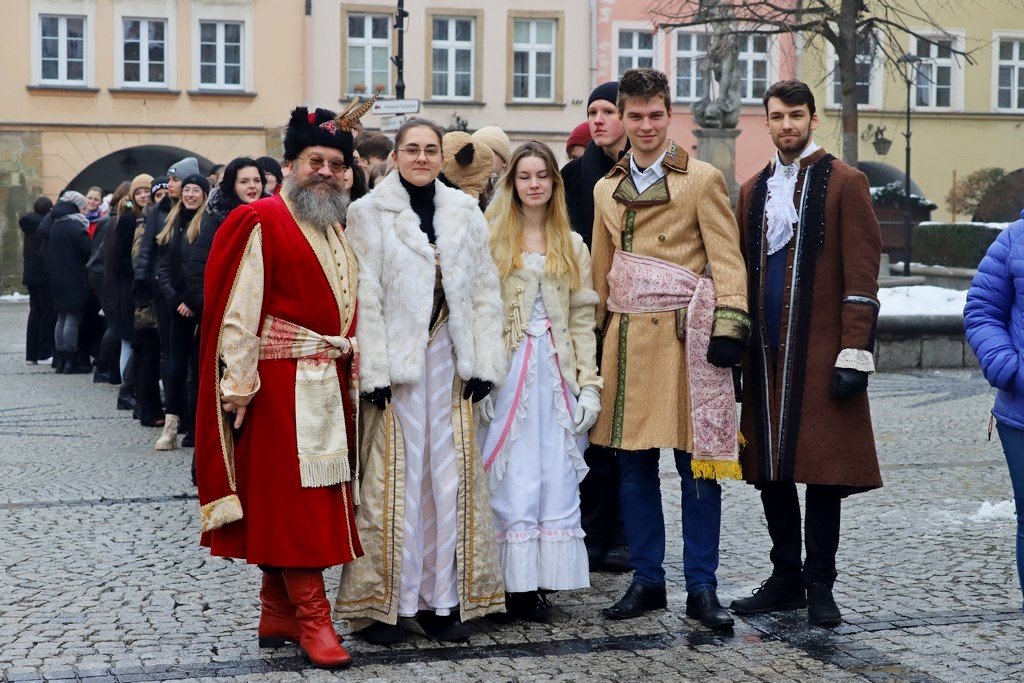 iv-jeleniogorski-polonez-maturzystow-112539