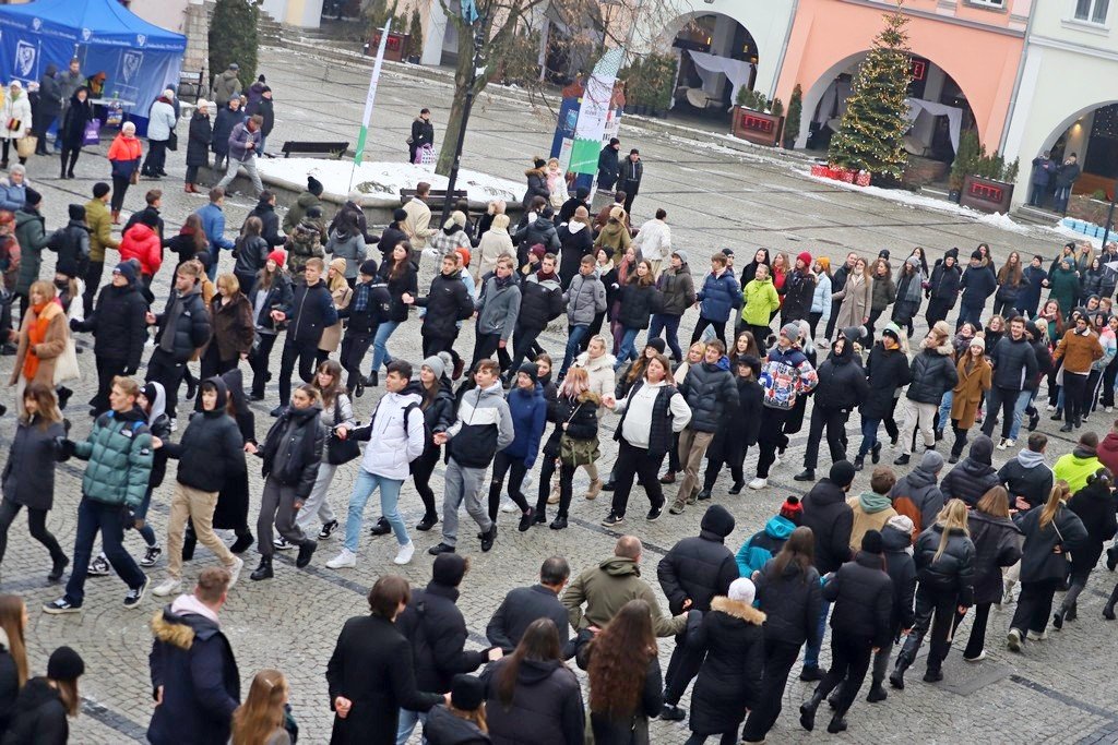 iv-jeleniogorski-polonez-maturzystow-112539