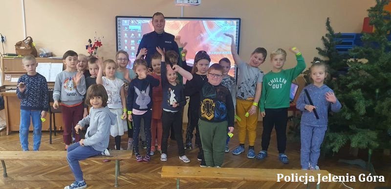 z-przedszkolakami-o-bezpieczenstwie-112545