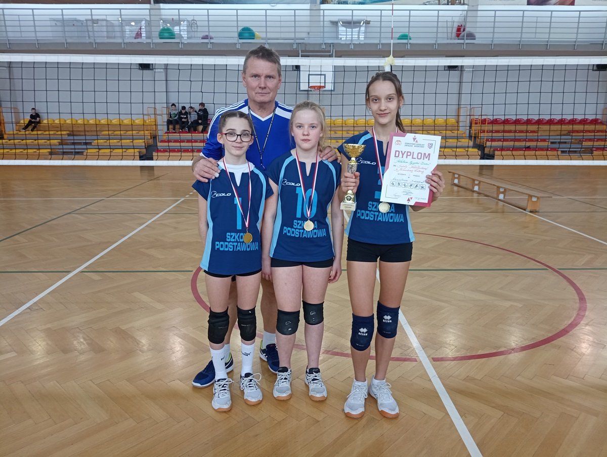 najlepsze-w-powiecie-i-z-awansem-wyzej-112640