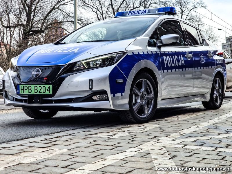 nowe-pojazdy-dla-dolnoslaskiej-policji-112847