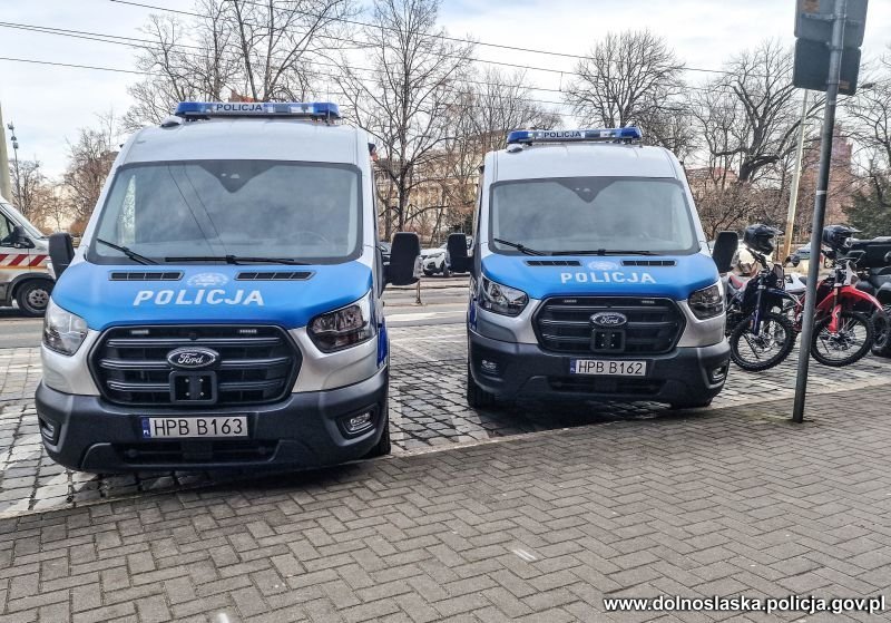 nowe-pojazdy-dla-dolnoslaskiej-policji-112847