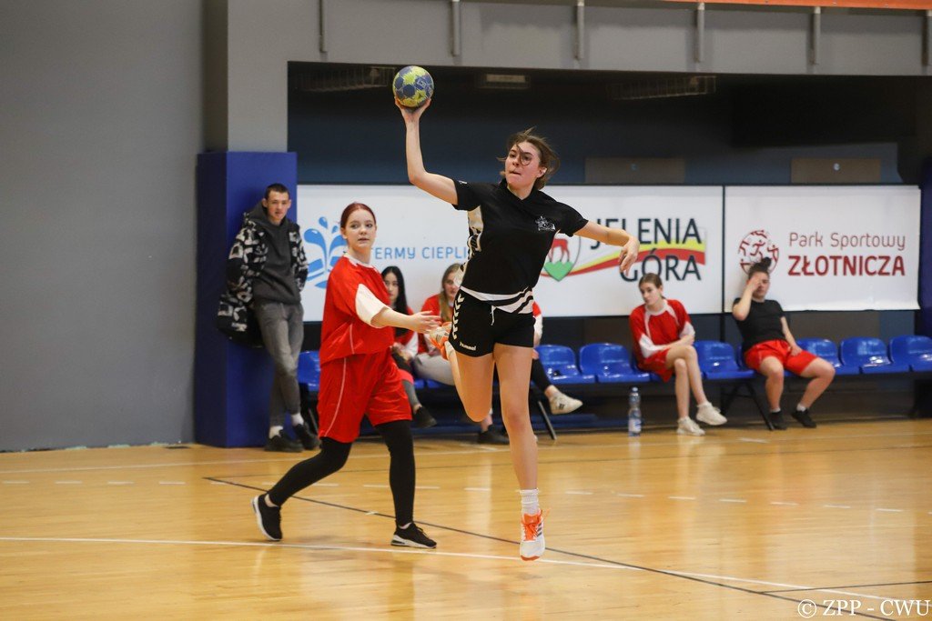 handballowe-zmagania-w-ramach-licealiady-112850