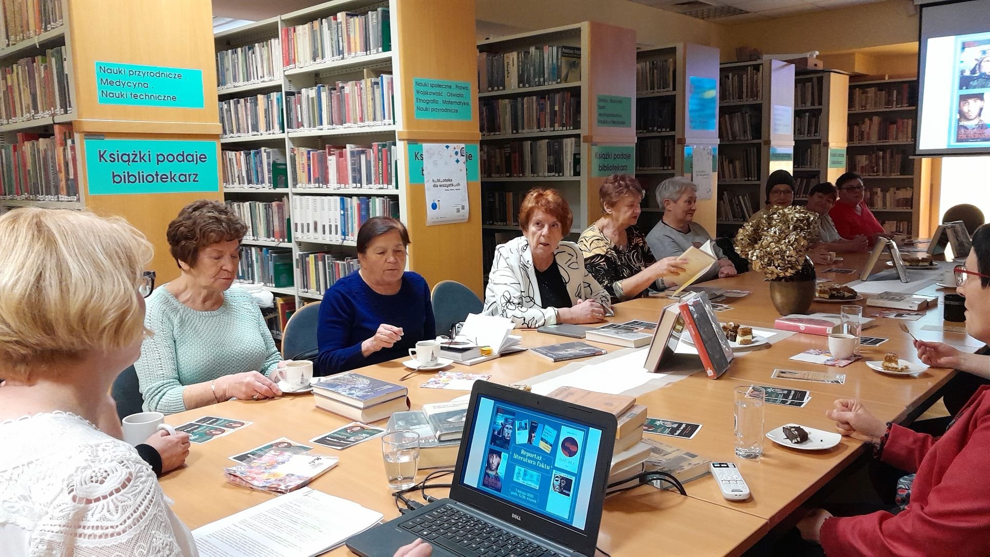 spotkanie-w-bibliotece-112896