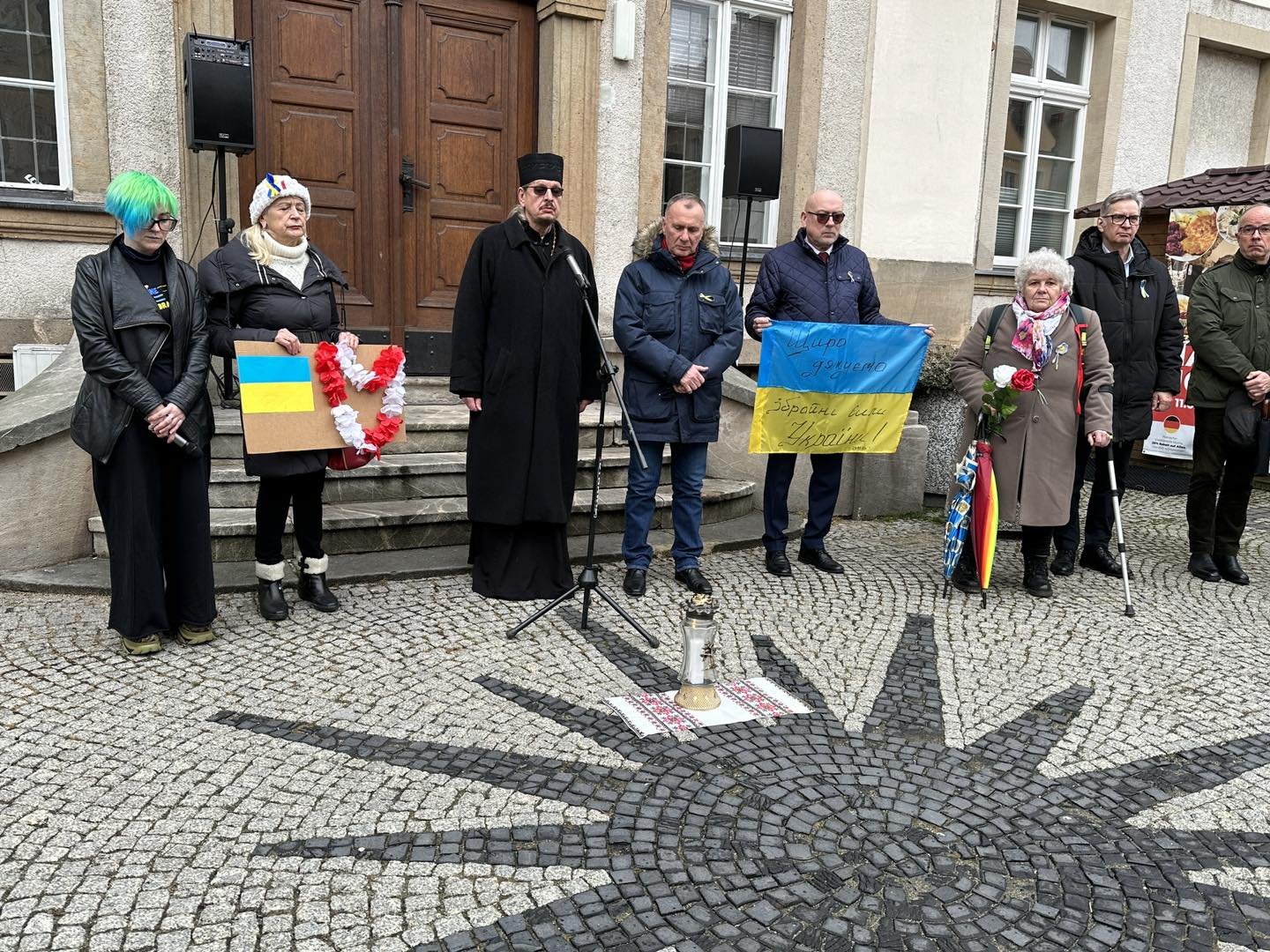 solidarni-z-ukraina-w-rocznice-agresji-terorrystycznej-rosji-113279