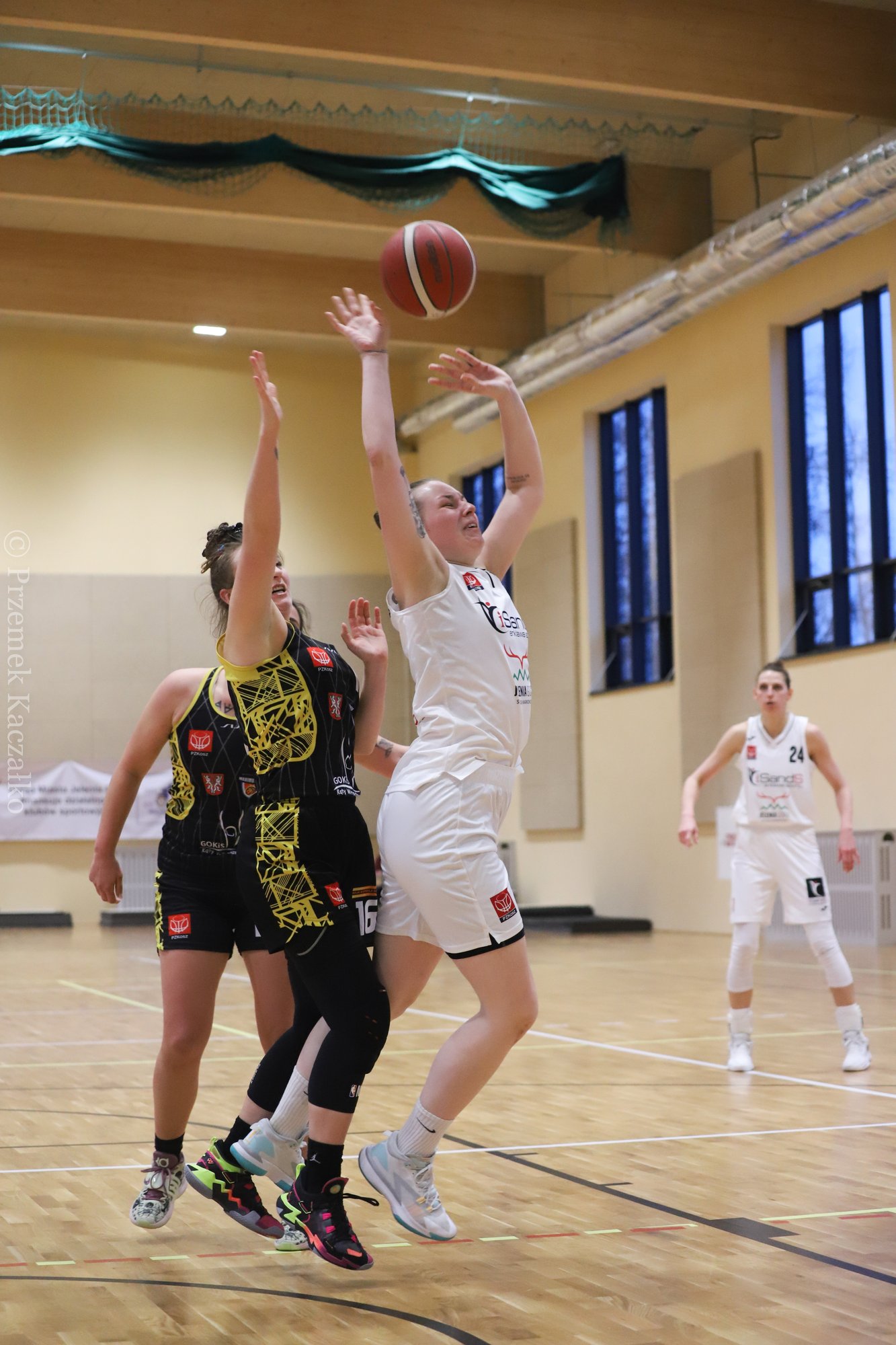 wichos-pewny-awansu-do-playoff-113302