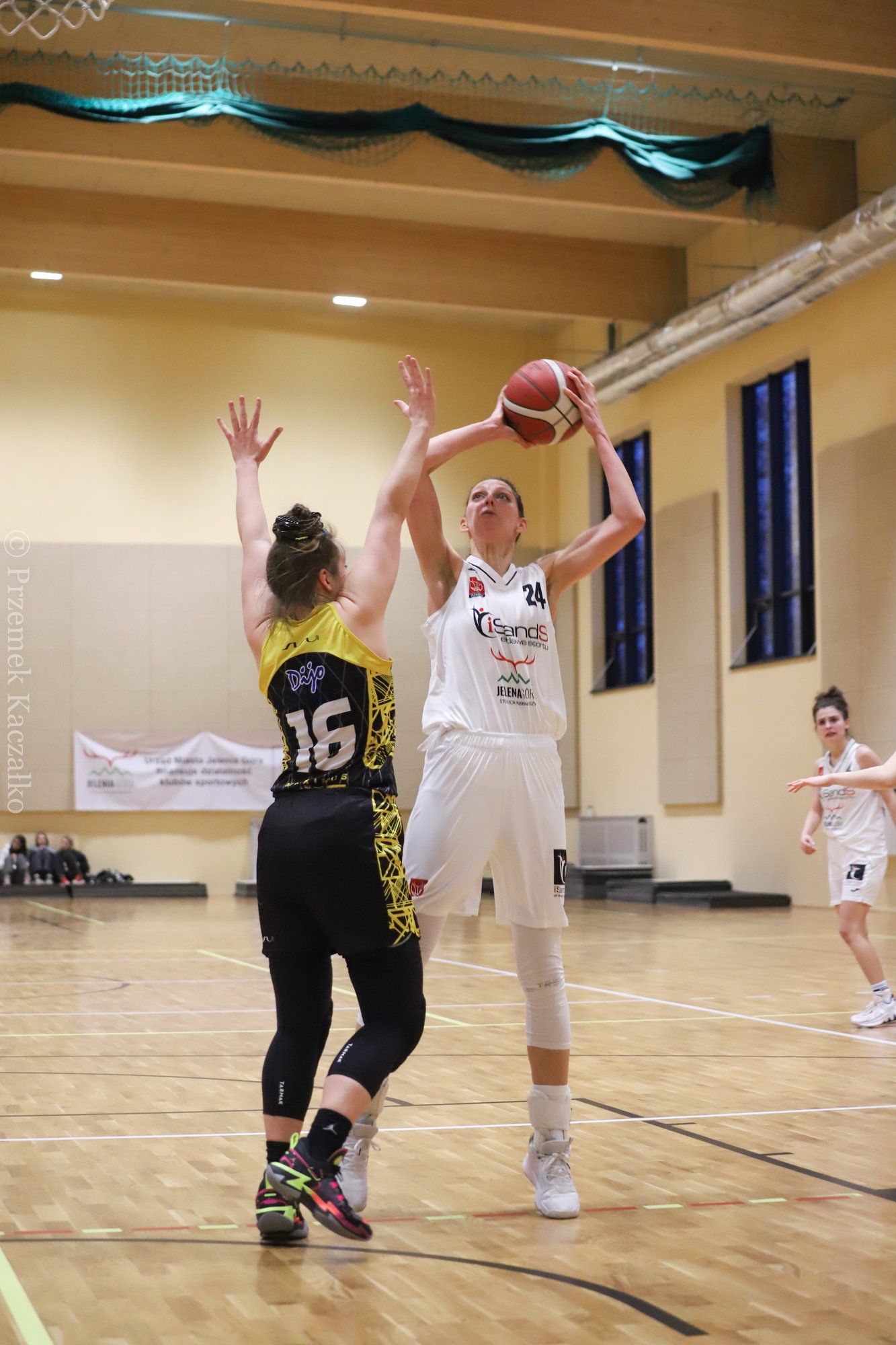 wichos-pewny-awansu-do-playoff-113302