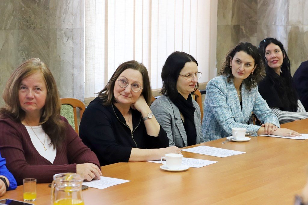 powstao-jeleniogorskie-obserwatorium-ekonomiczne-113462