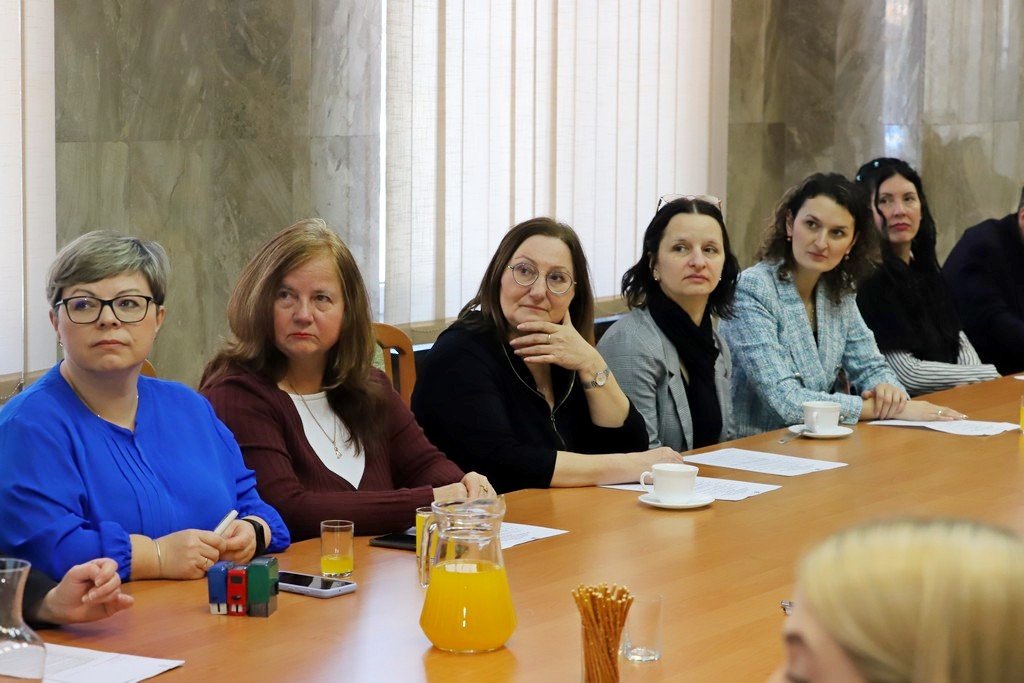 powstao-jeleniogorskie-obserwatorium-ekonomiczne-113462