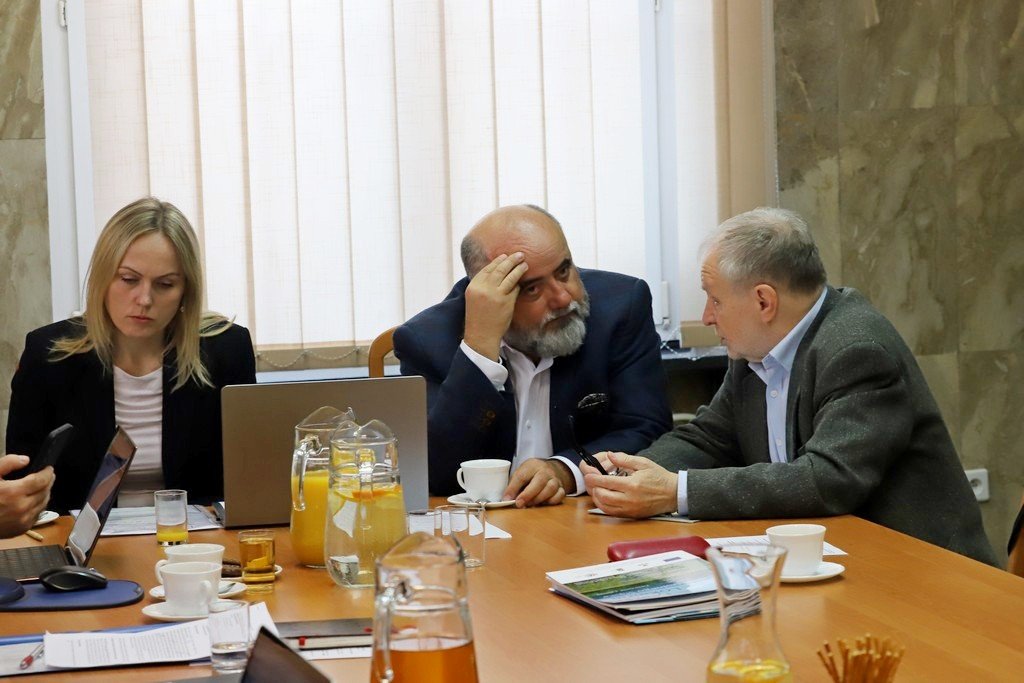 powstao-jeleniogorskie-obserwatorium-ekonomiczne-113462