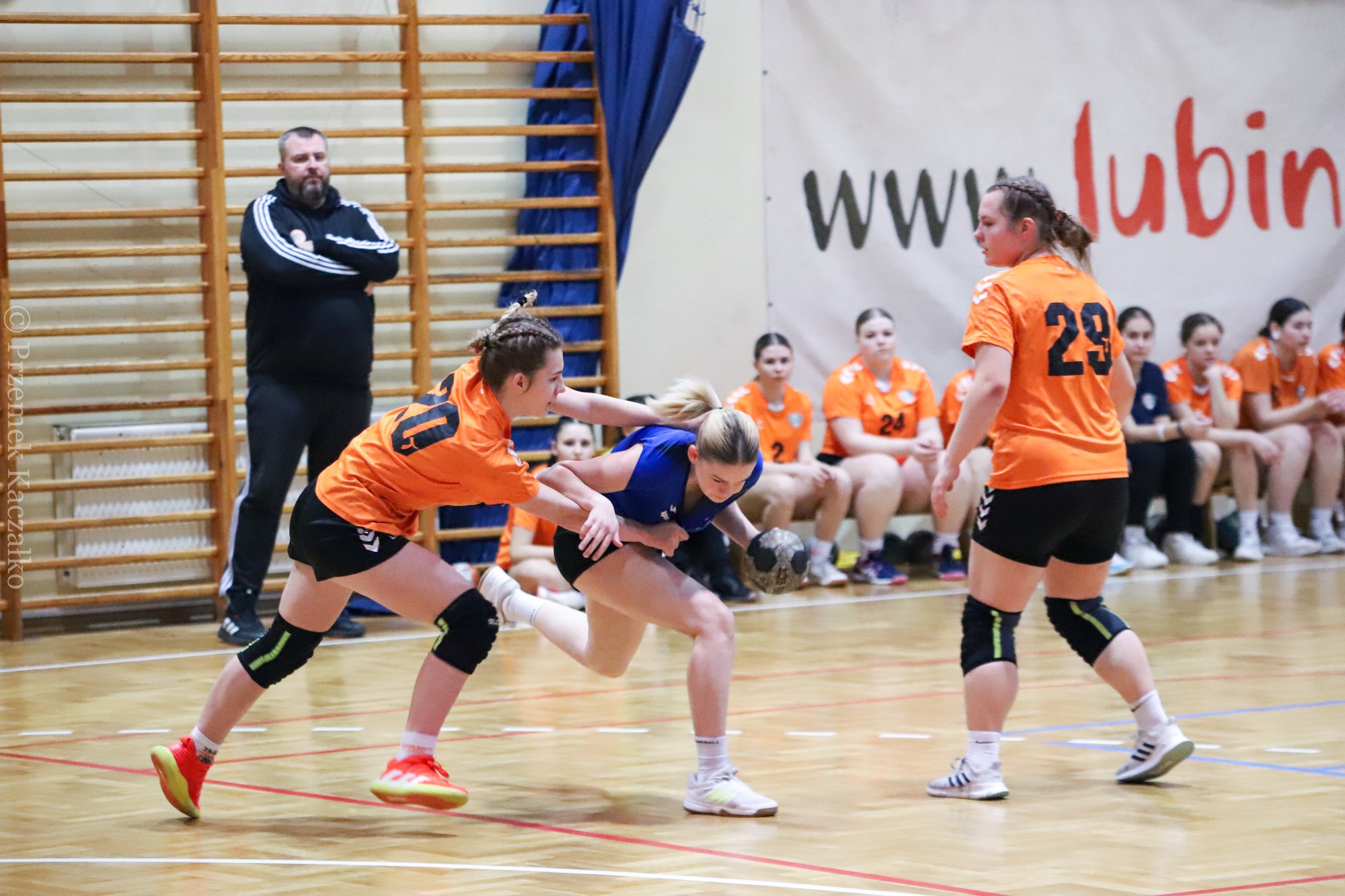 szczypiornistki-na-turnieju-w-lubinie-113501