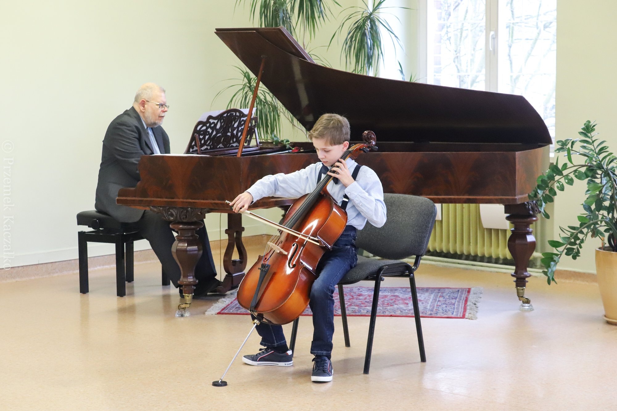 szkoa-muzyczna-i-karr-z-koncertem-na-dzien-kobiet-113637