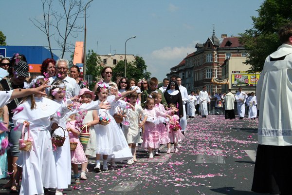 wiara-w-cieniu-strajku-11375