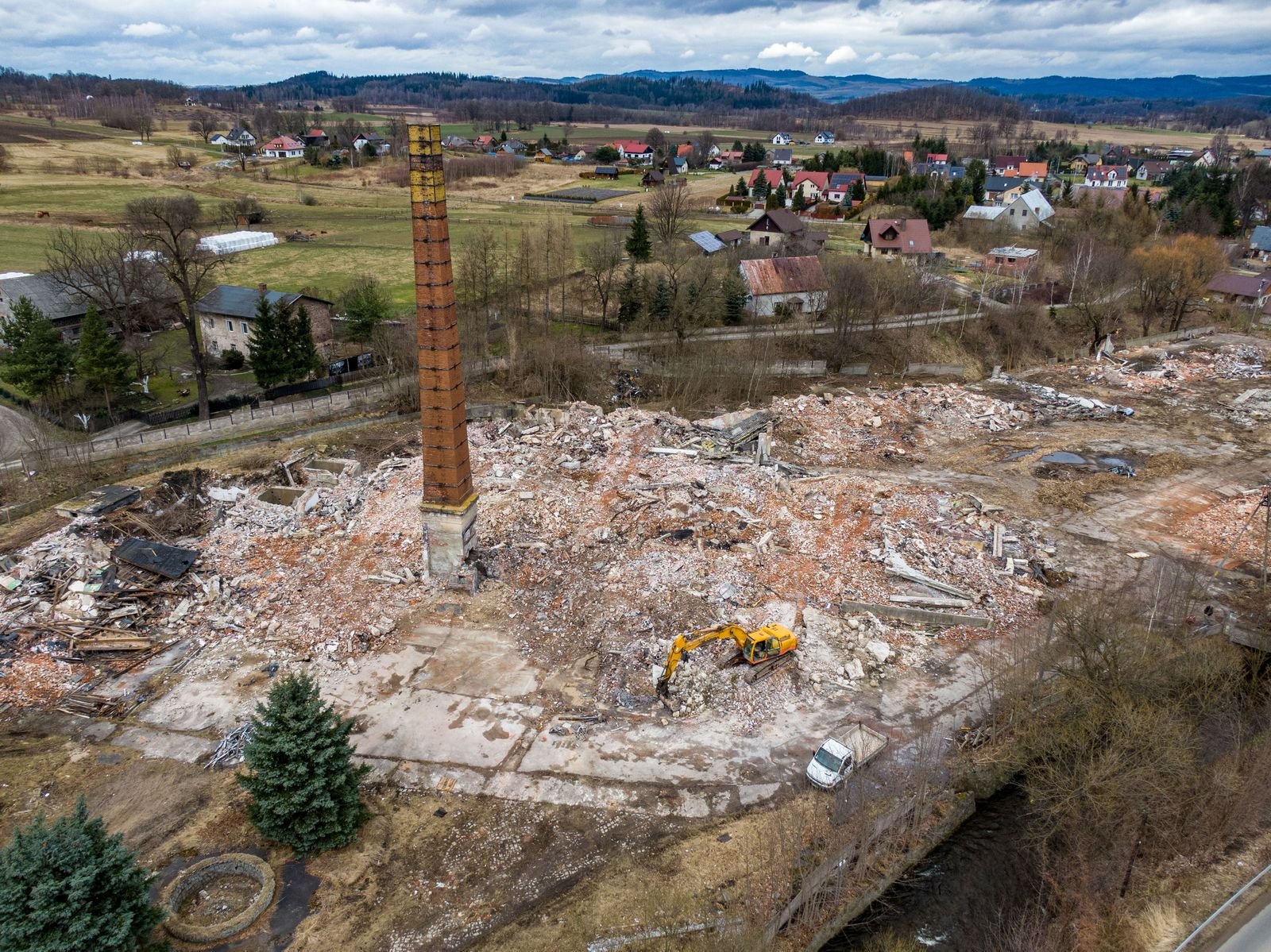 rozbiorka-dawnej-papierni-113756