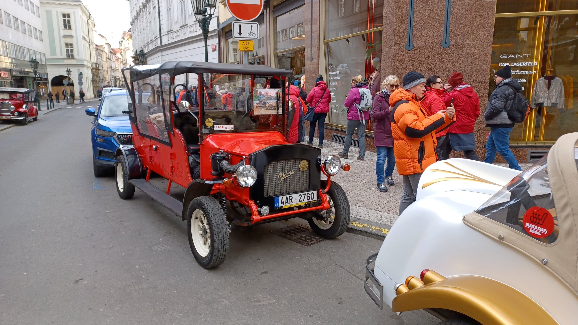 przewodnicy-w-pradze-113787