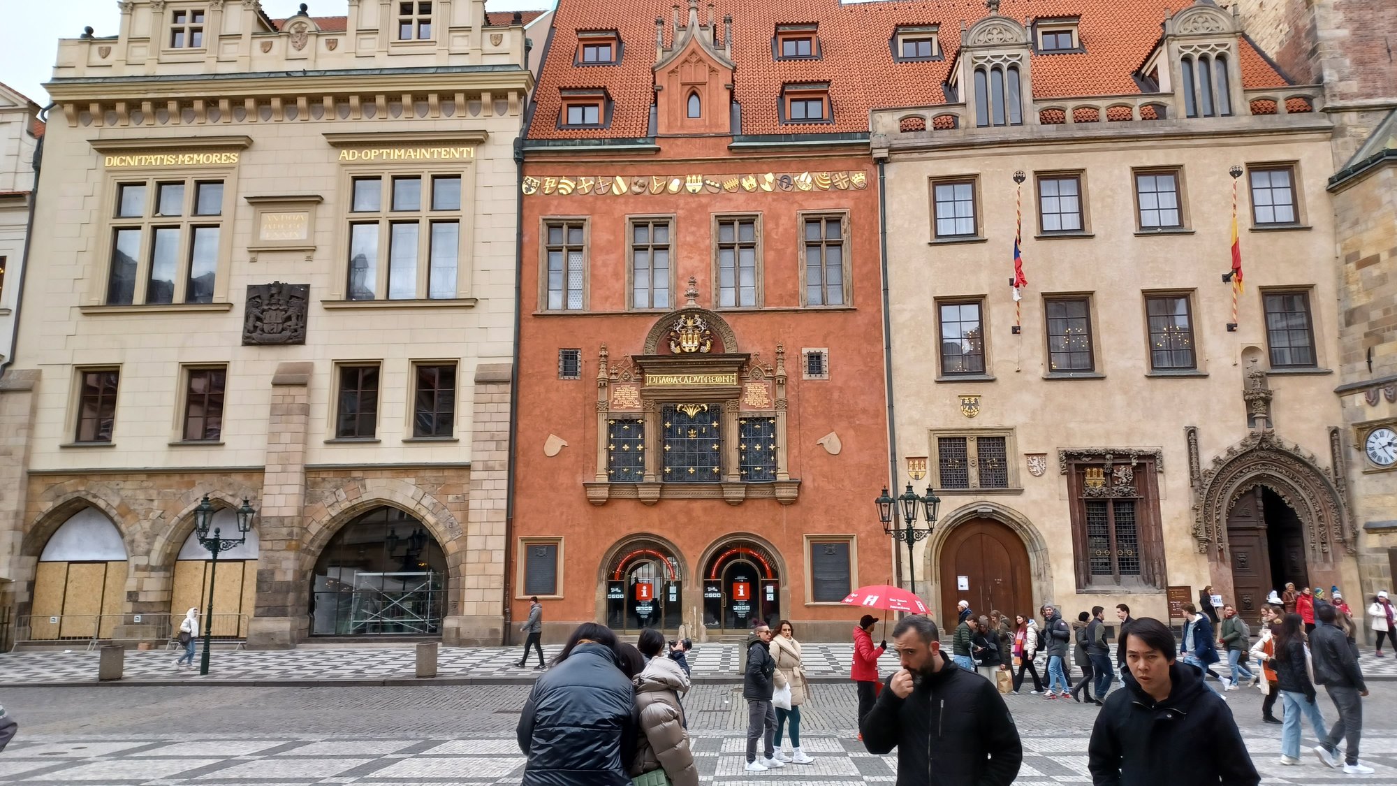 przewodnicy-w-pradze-113787