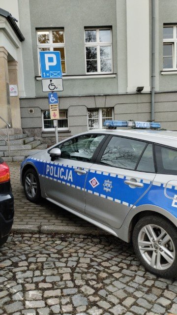 radiowoz-na-kopercie-113798