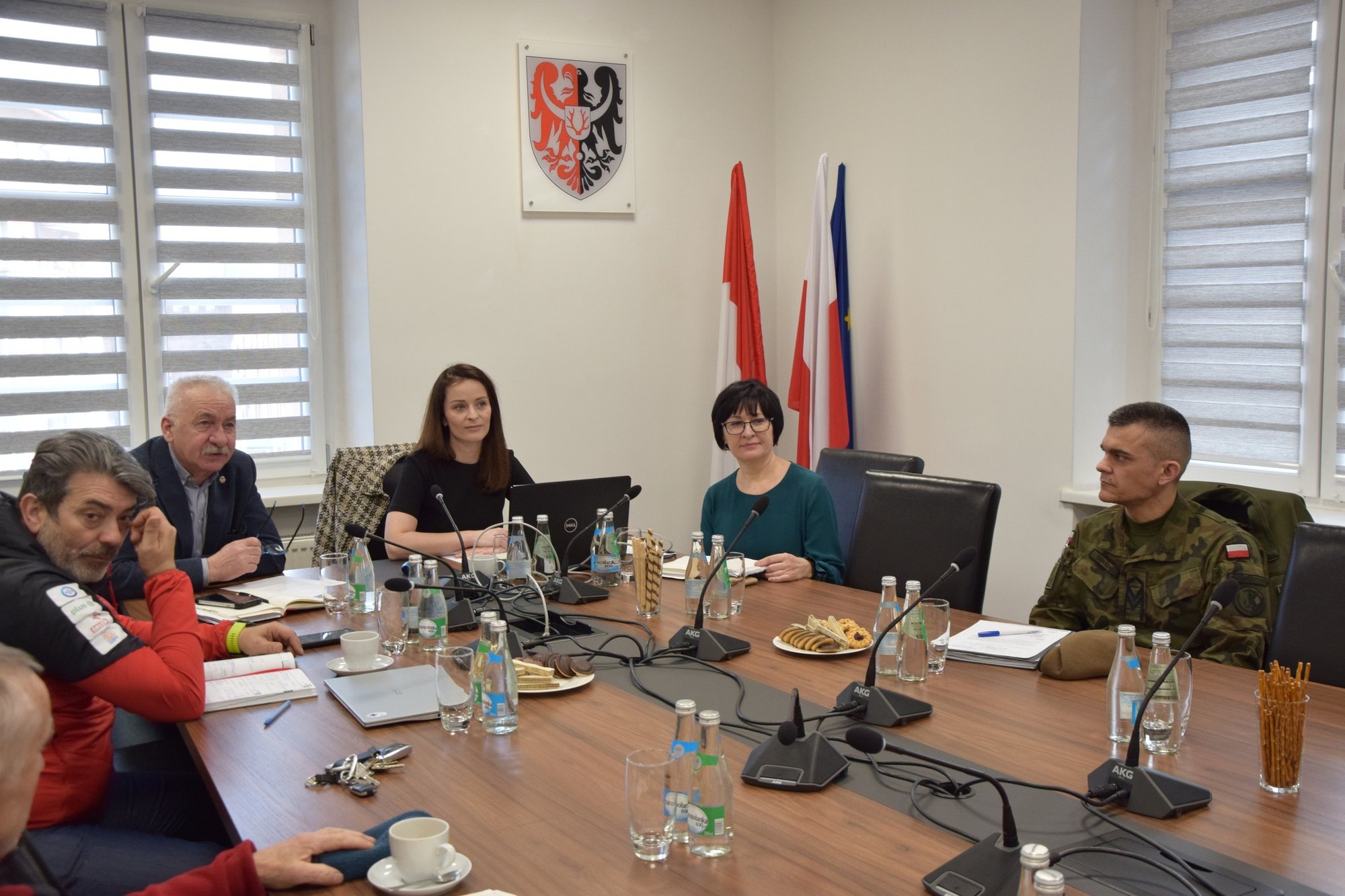 trwaja-przygotowania-do-pikniku-bezpieczenstwa-113800