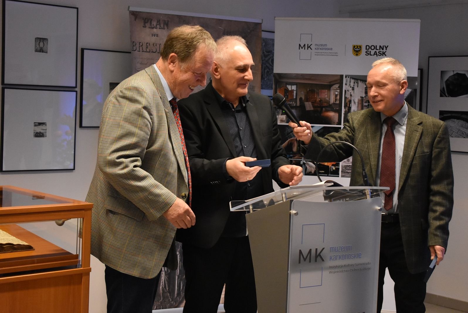 promocja-ksiazki-o-jeleniogorskich-kulinariach-114037