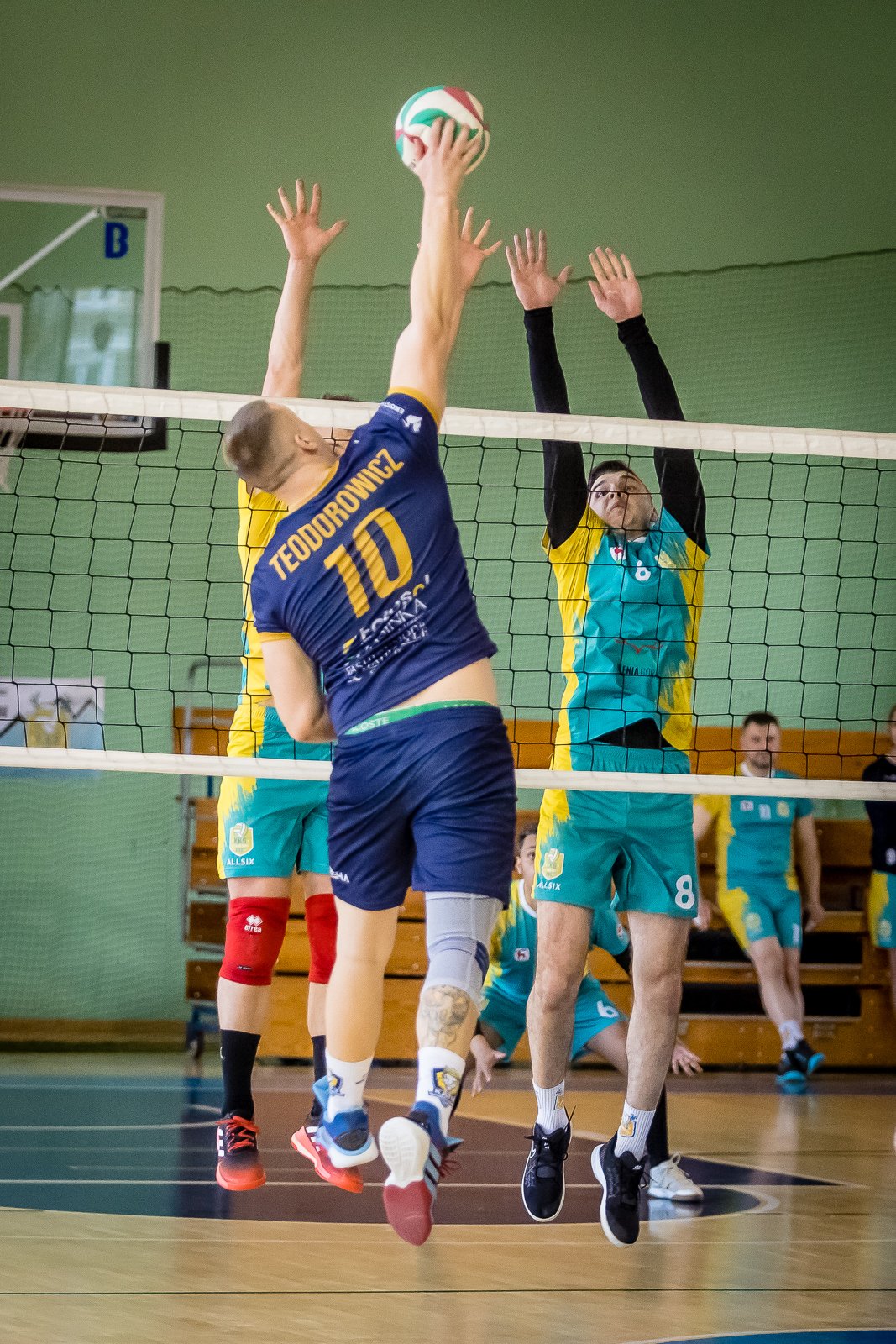 pewne-zwyciestwo-siatkarzy-114097