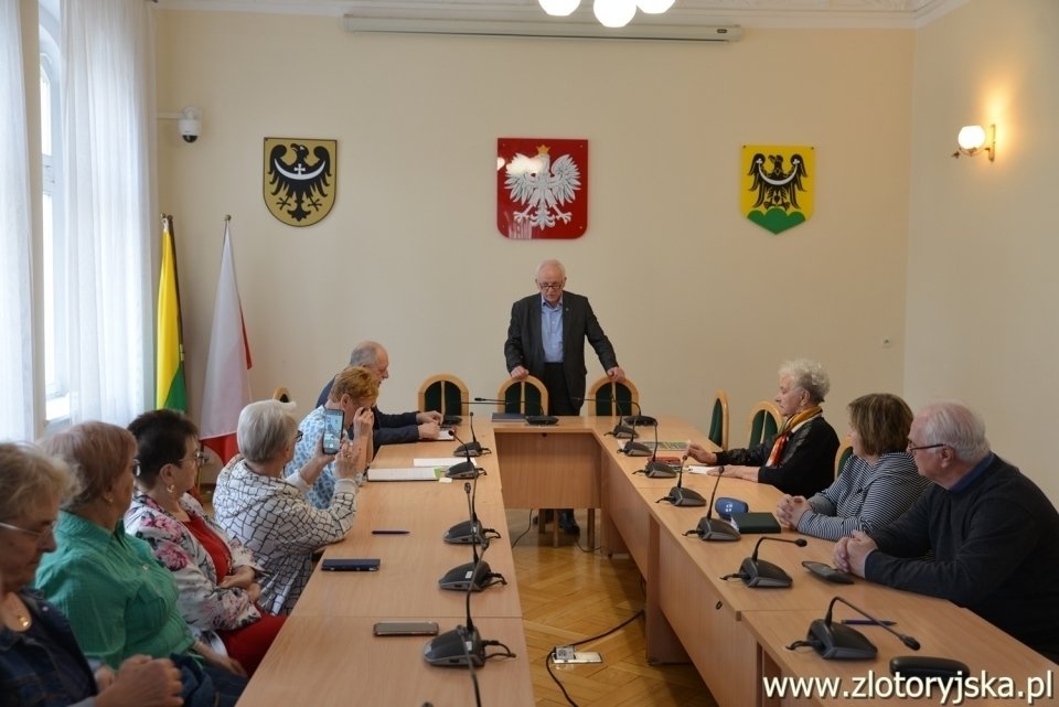 nowy-stary-przewodniczacy-114108