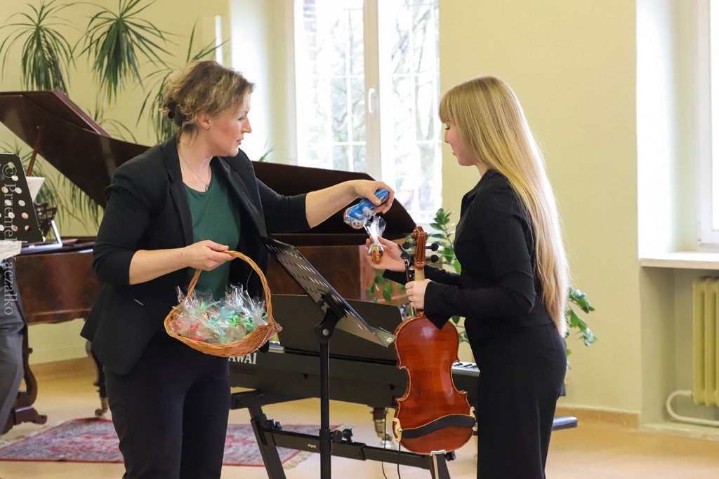 muzyka-klasyczna-w-galerii-karkonoskiej-114345