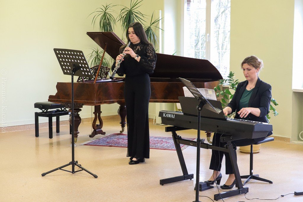 muzyka-klasyczna-w-galerii-karkonoskiej-114345