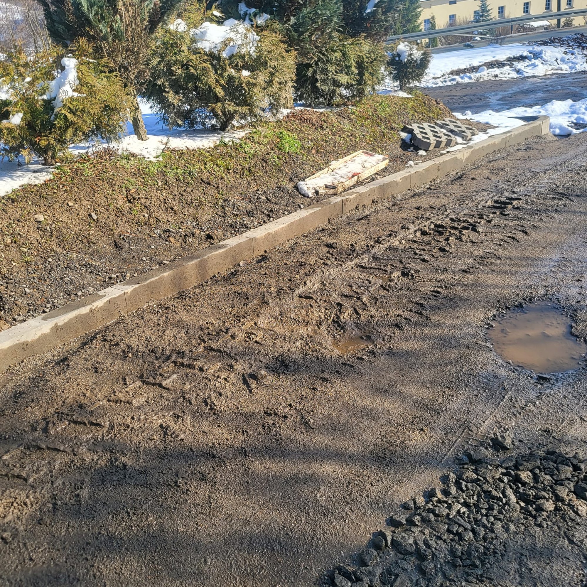 burza-woko-remontu-ulicy-zielone-wzgorze-114360