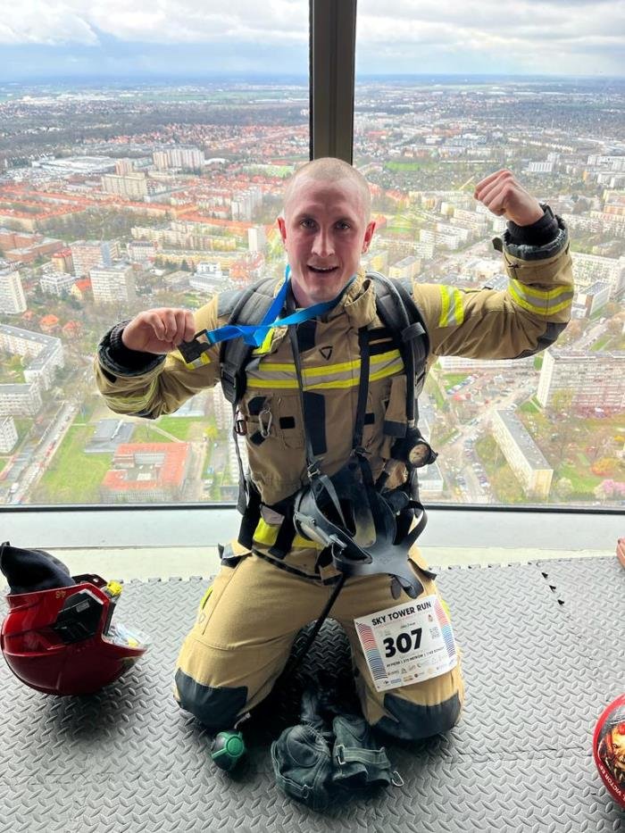 zdobyli-sky-tower-114387