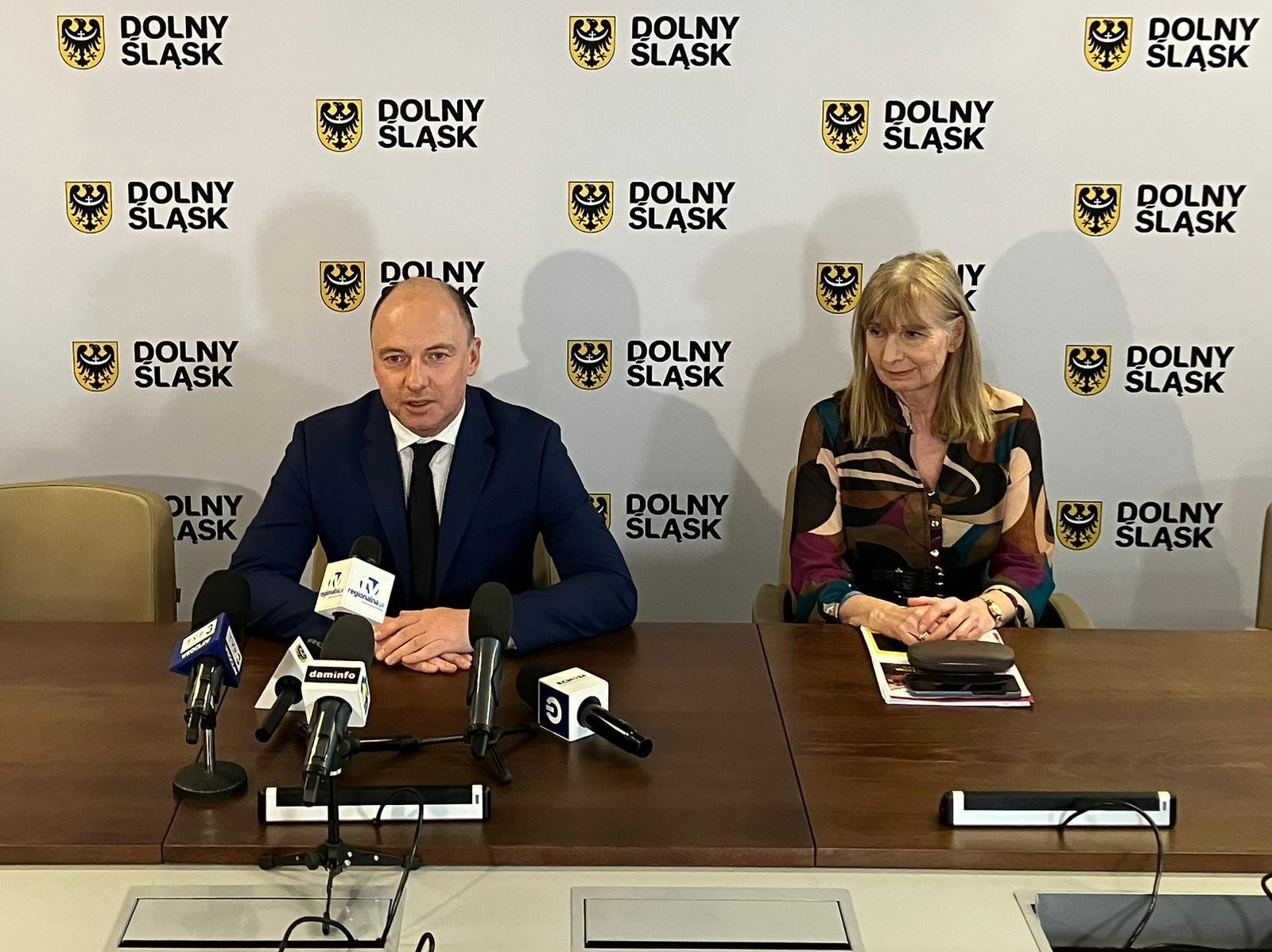 koleje-dolnoslaskie-na-trasie-do-zielonej-gory-114395