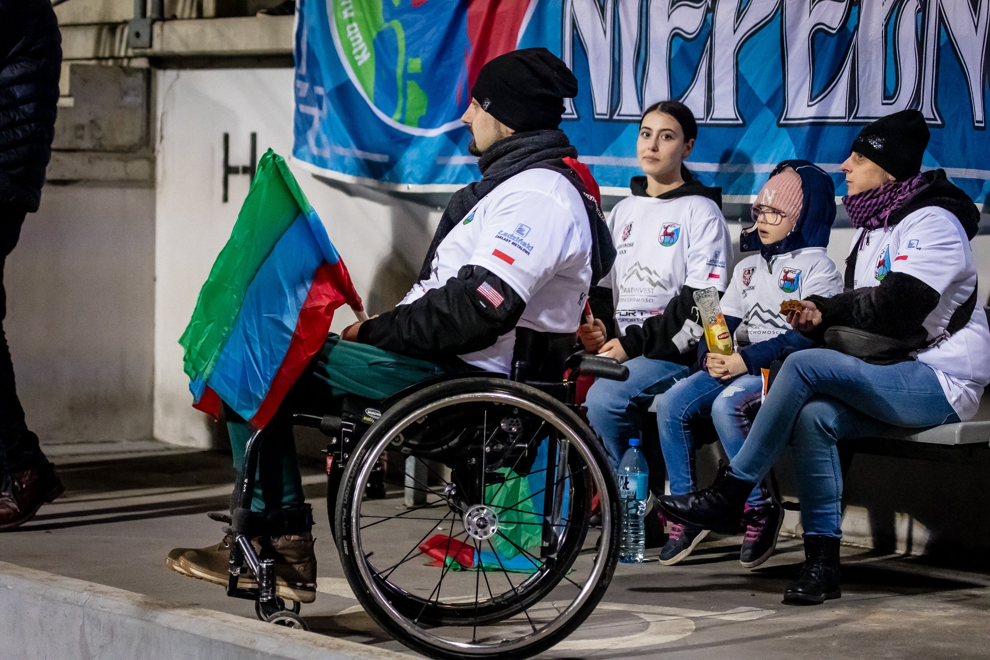 dzieci-i-kibice-kkkn-wyprowadzali-pikarzy-ekstraklsy-114498