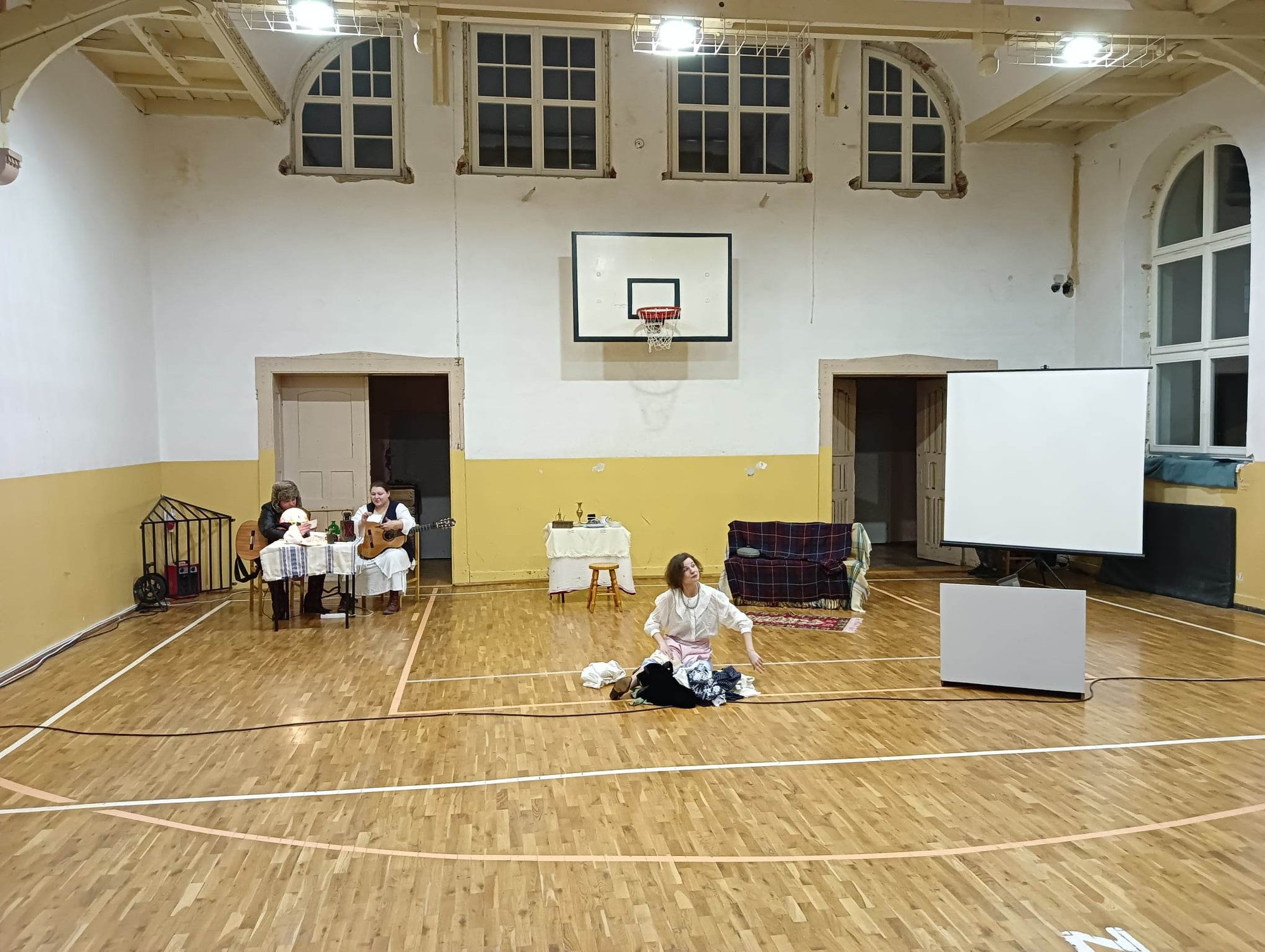 spektakl-w-internacie-zespou-szko-w-lubomierzu-114571