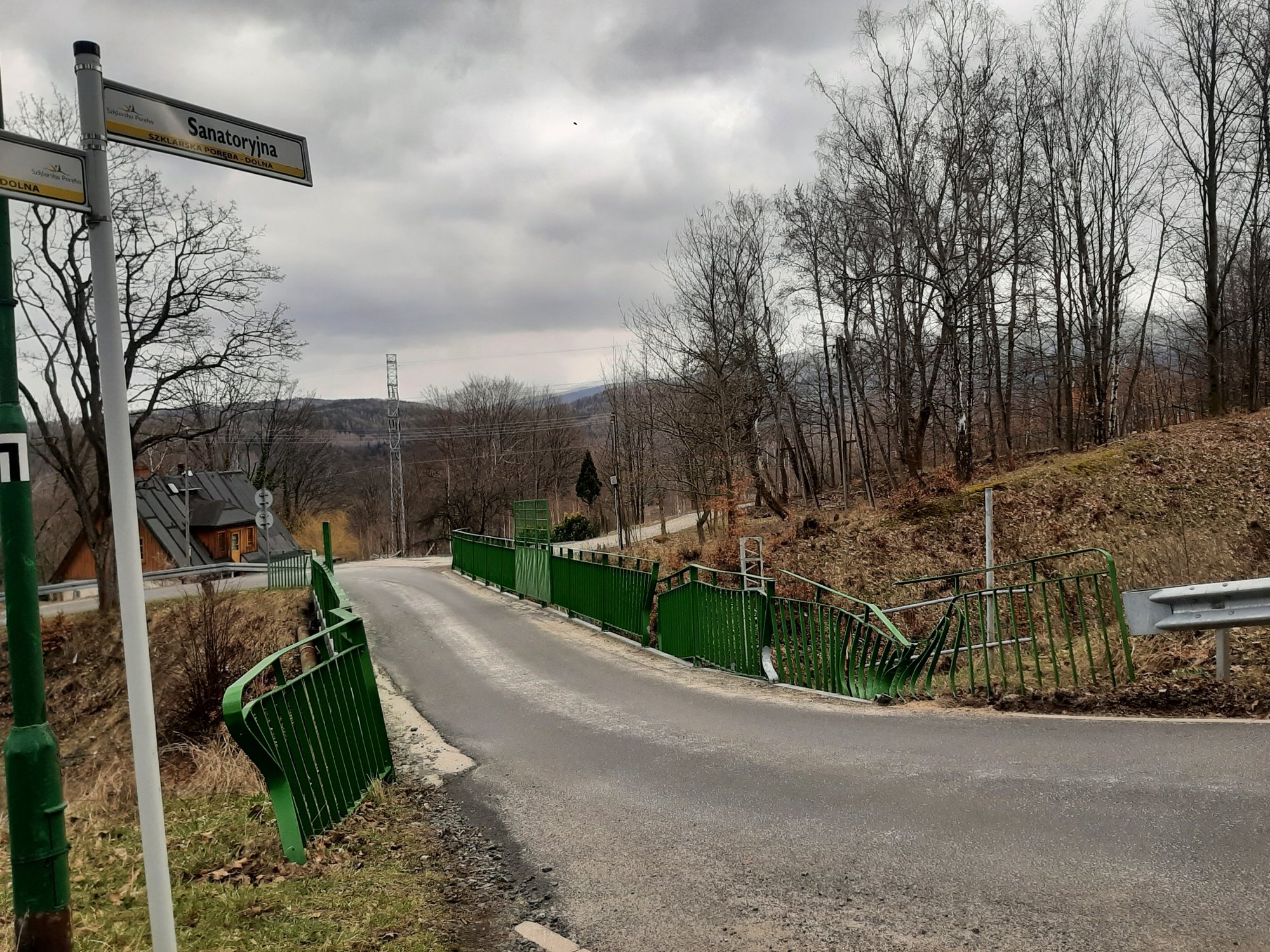 bariery-na-wiaduktach-kolejowych-do-naprawy-114616